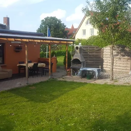Ferienbungalow Schwanck In *