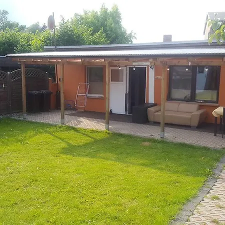 Ferienbungalow Schwanck In Dom wakacyjny Sagard